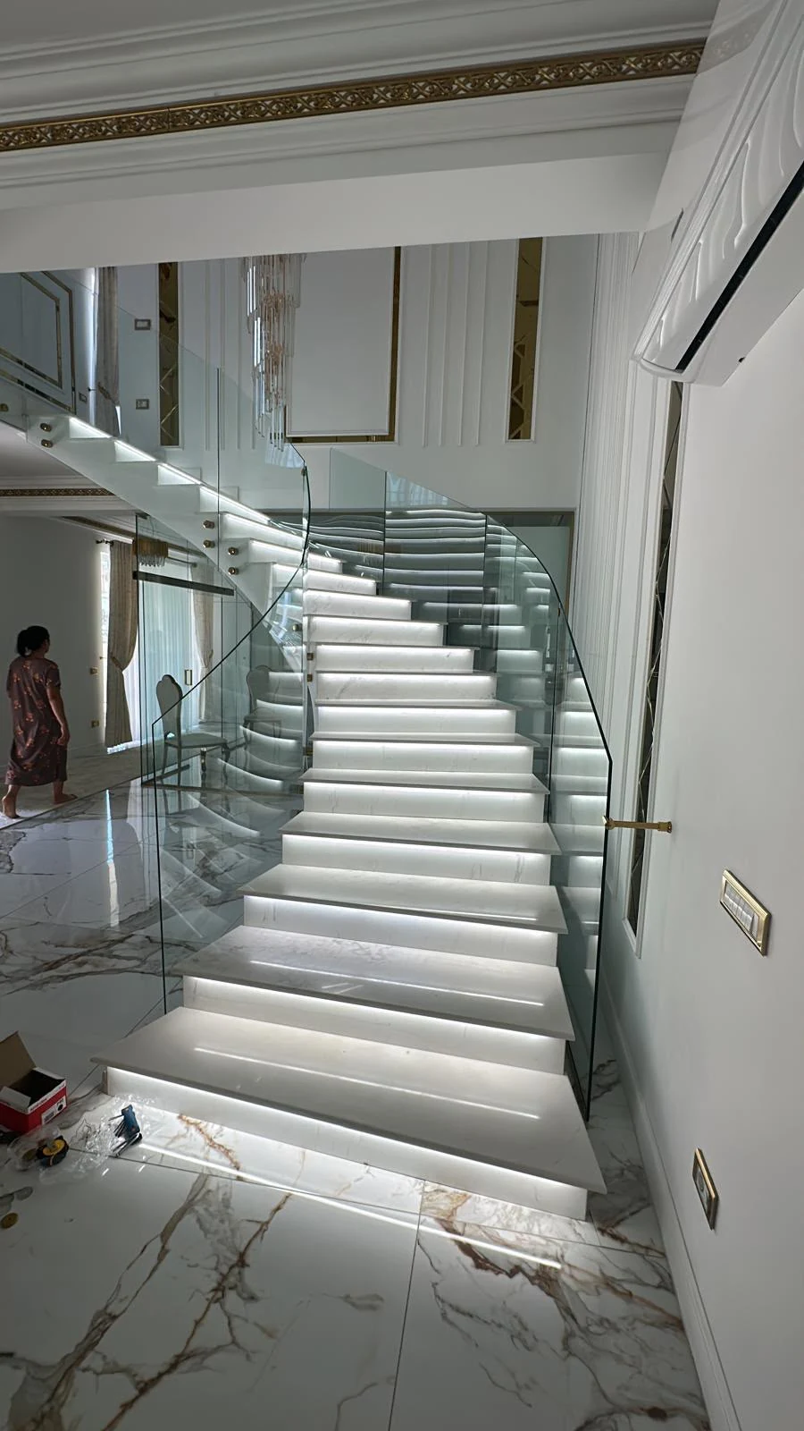 Balustradă de scară din sticlă